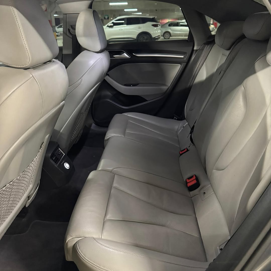 Imagem do Carro 10