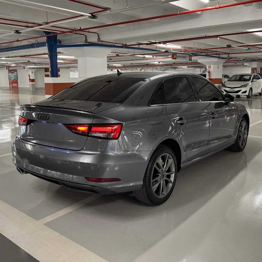 Imagem do Carro 5
