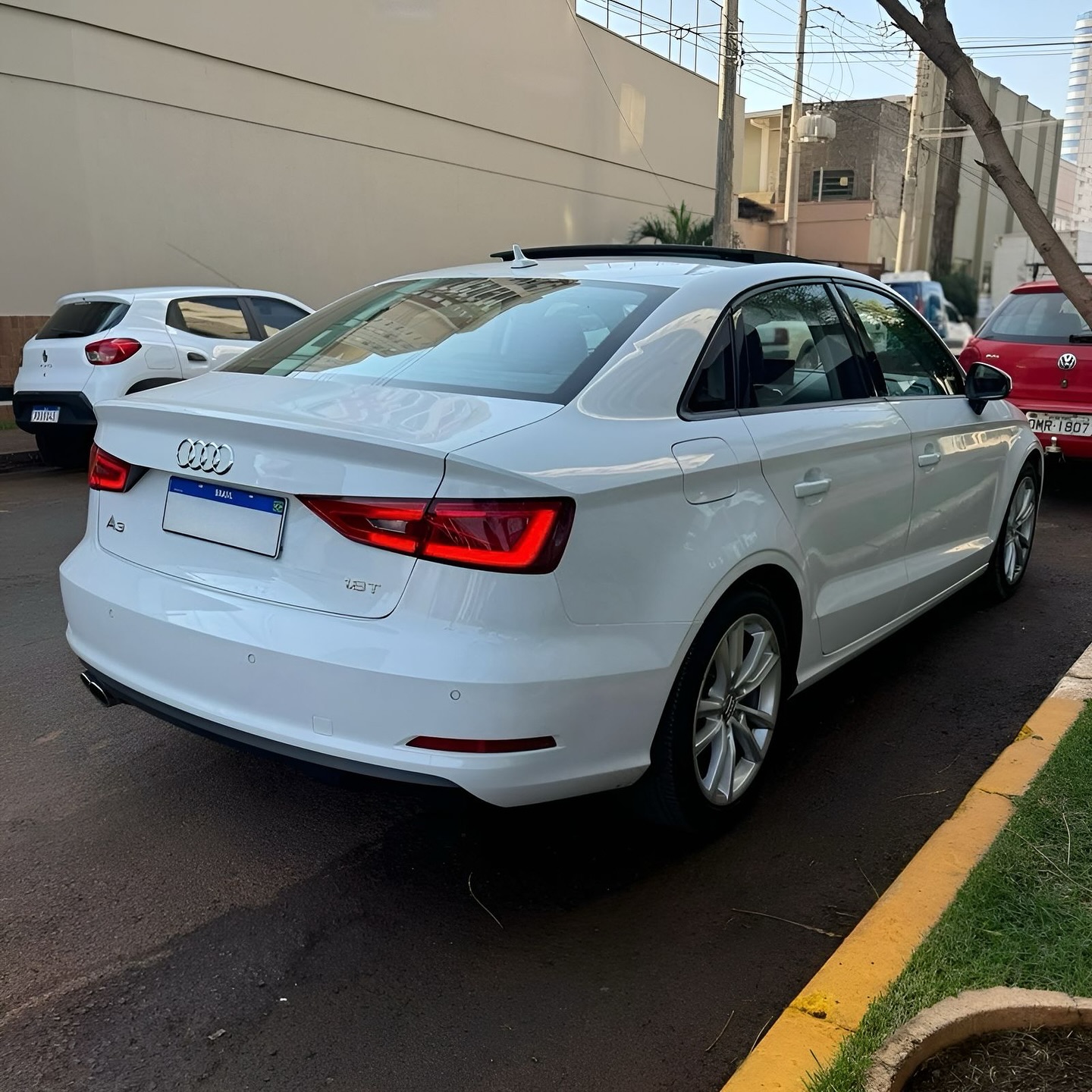 Imagem do Carro 5