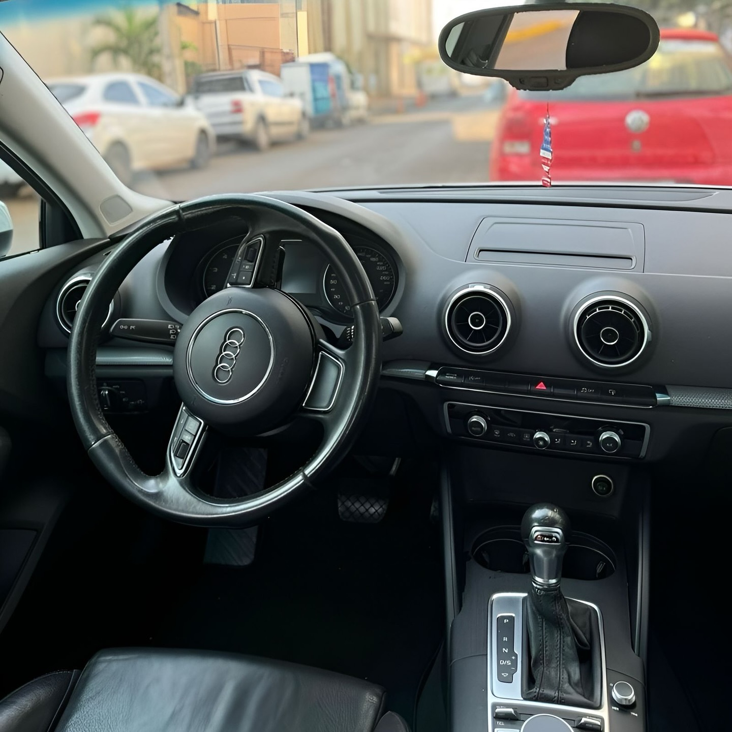Imagem do Carro 8