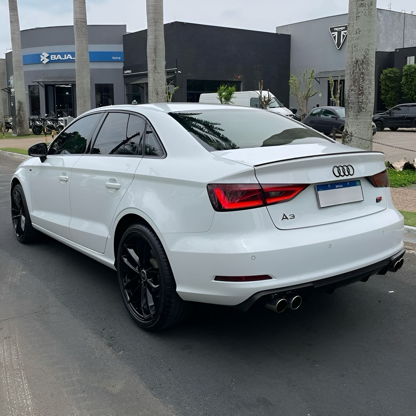 Imagem do Carro 3
