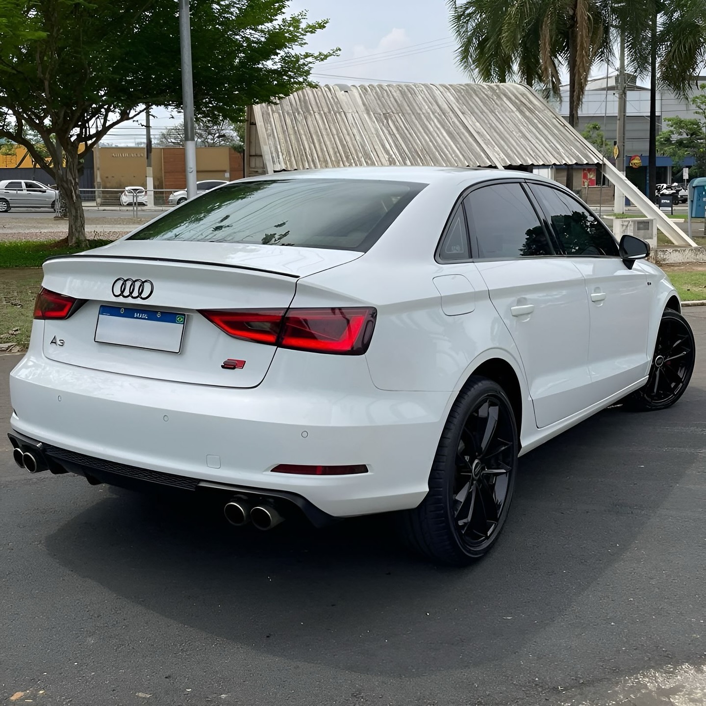 Imagem do Carro 5
