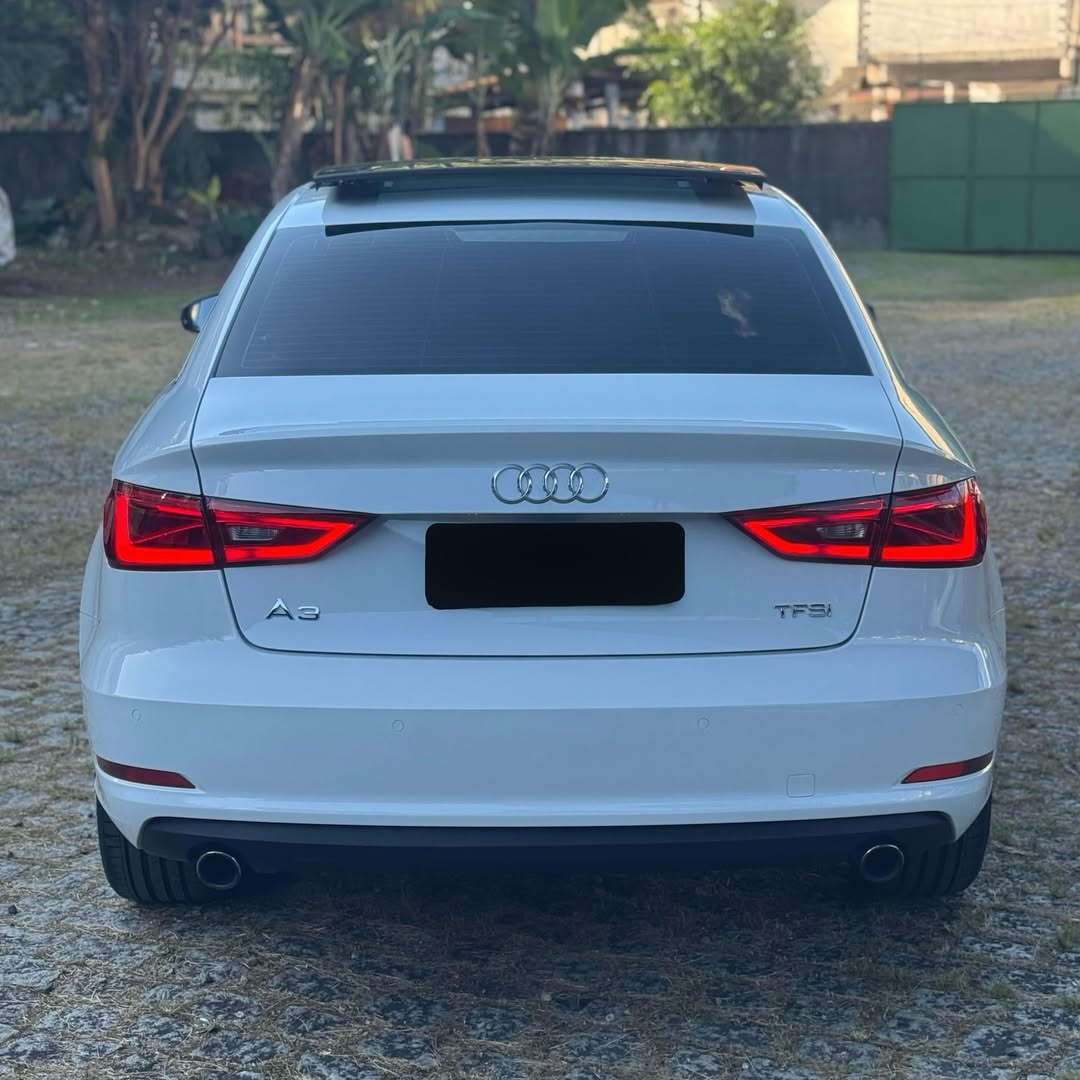 Imagem do Carro 5