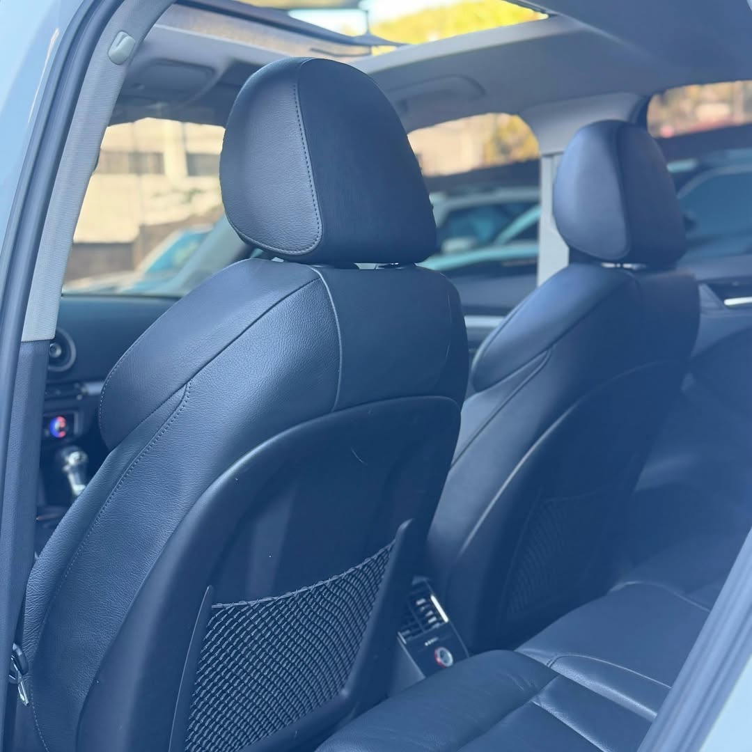 Imagem do Carro 9