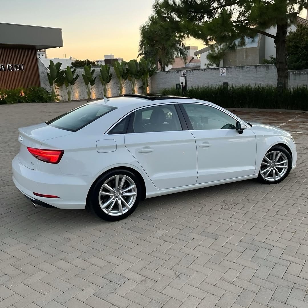 Imagem do Carro 6