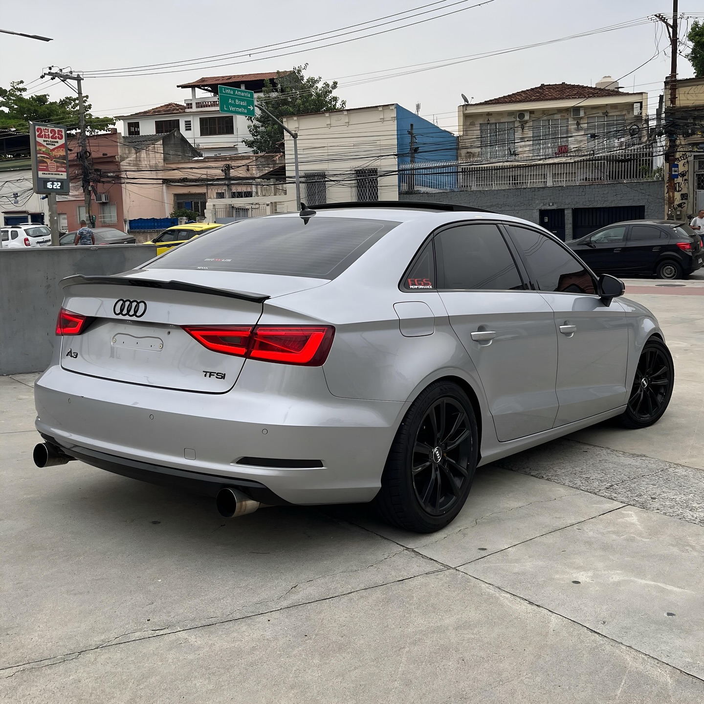 Imagem do Carro 5