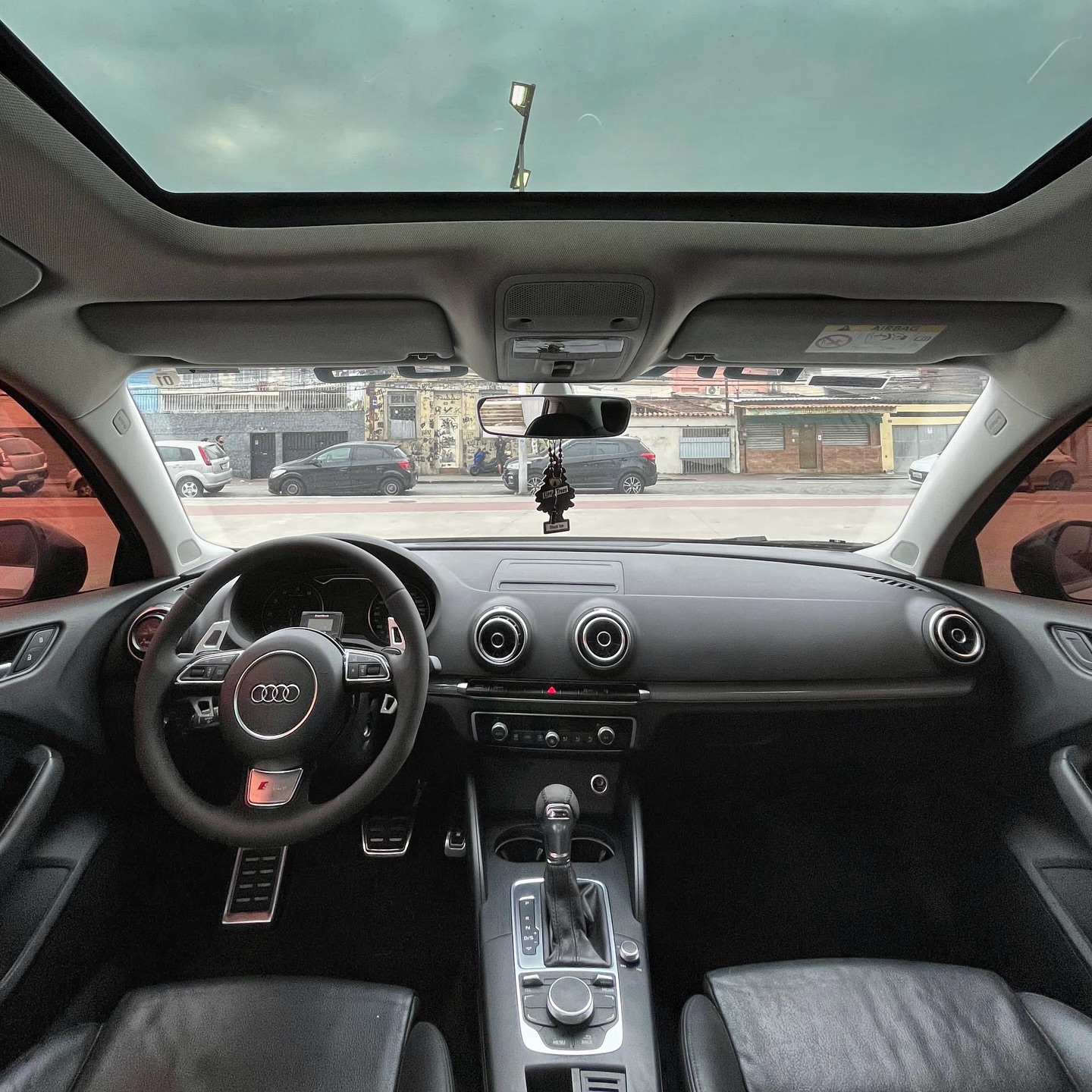 Imagem do Carro 8