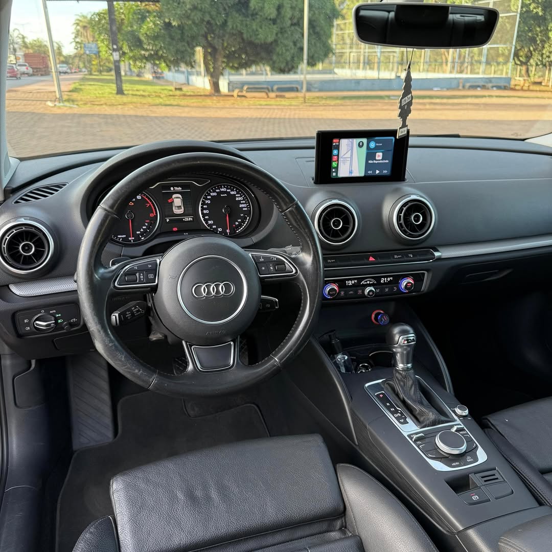 Imagem do Carro 8