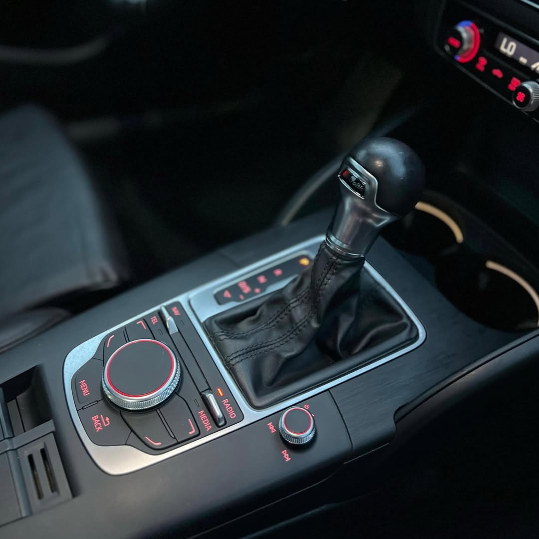 Imagem do Carro 8
