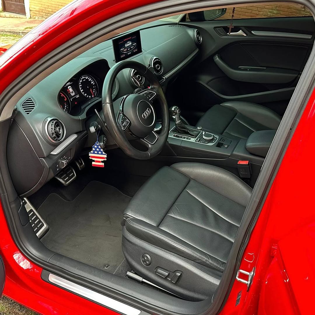 Imagem do Carro 8