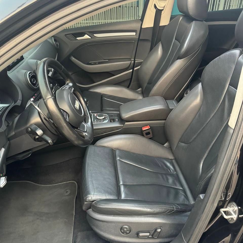 Imagem do Carro 9