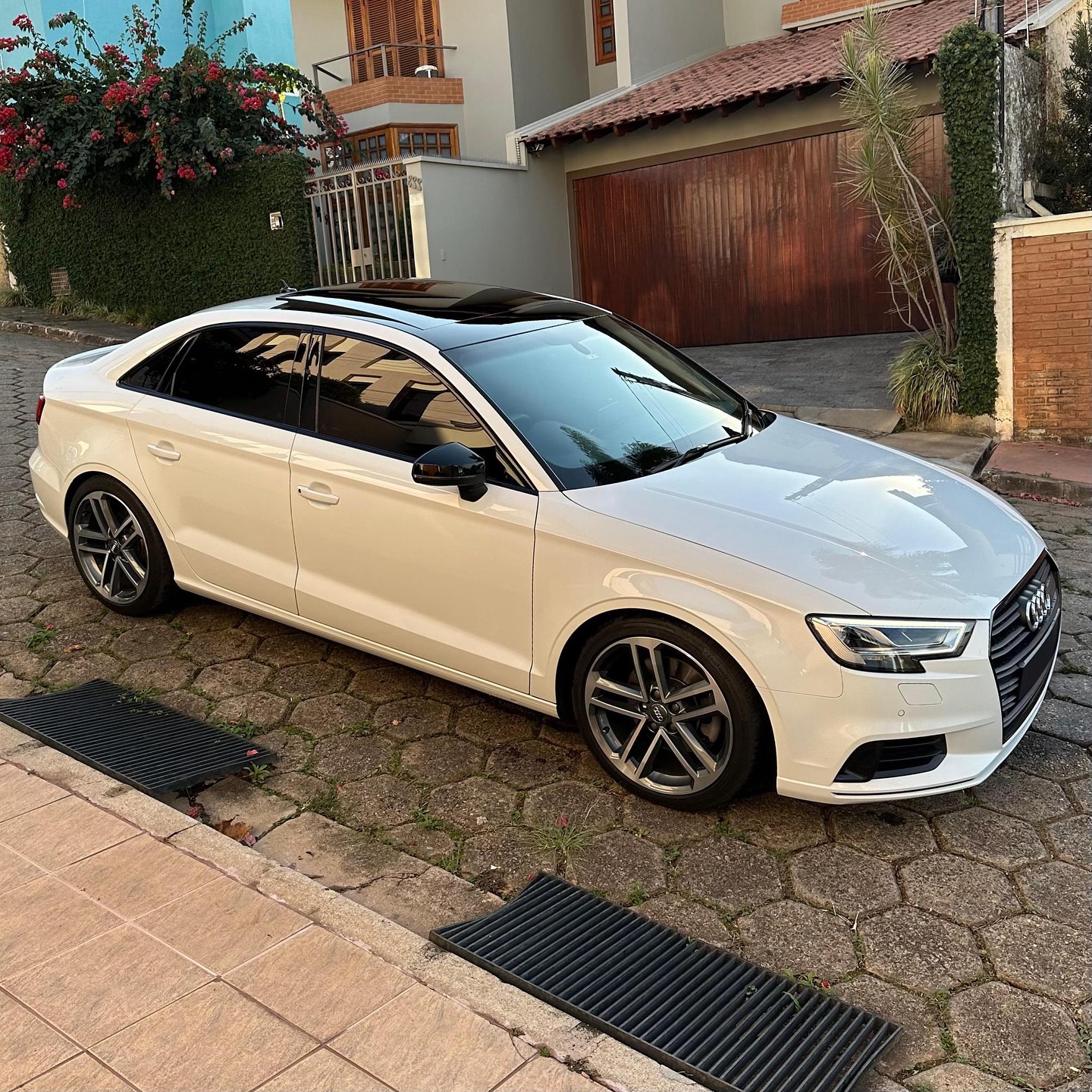 Imagem do Carro 2