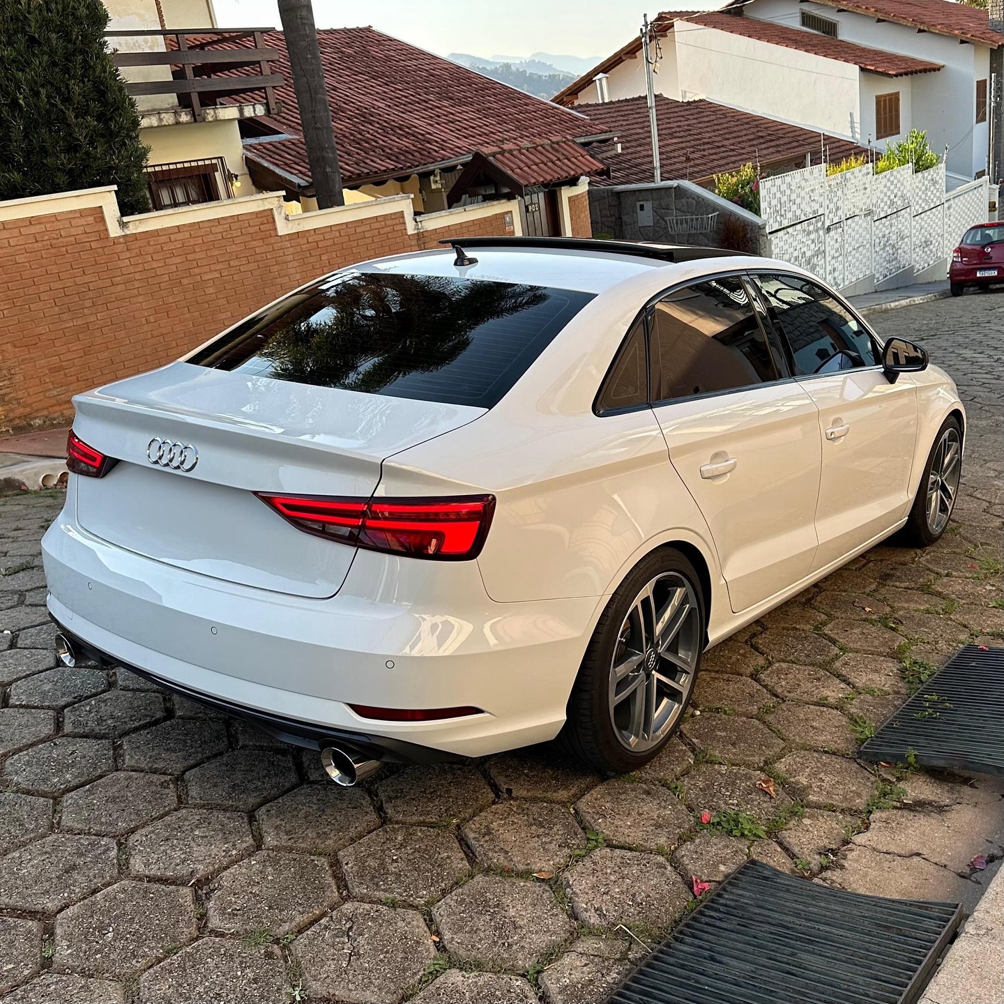 Imagem do Carro 6