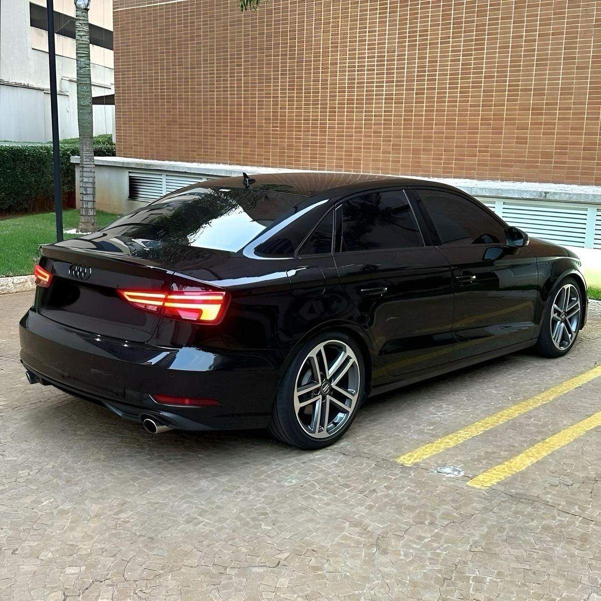 Imagem do Carro 5