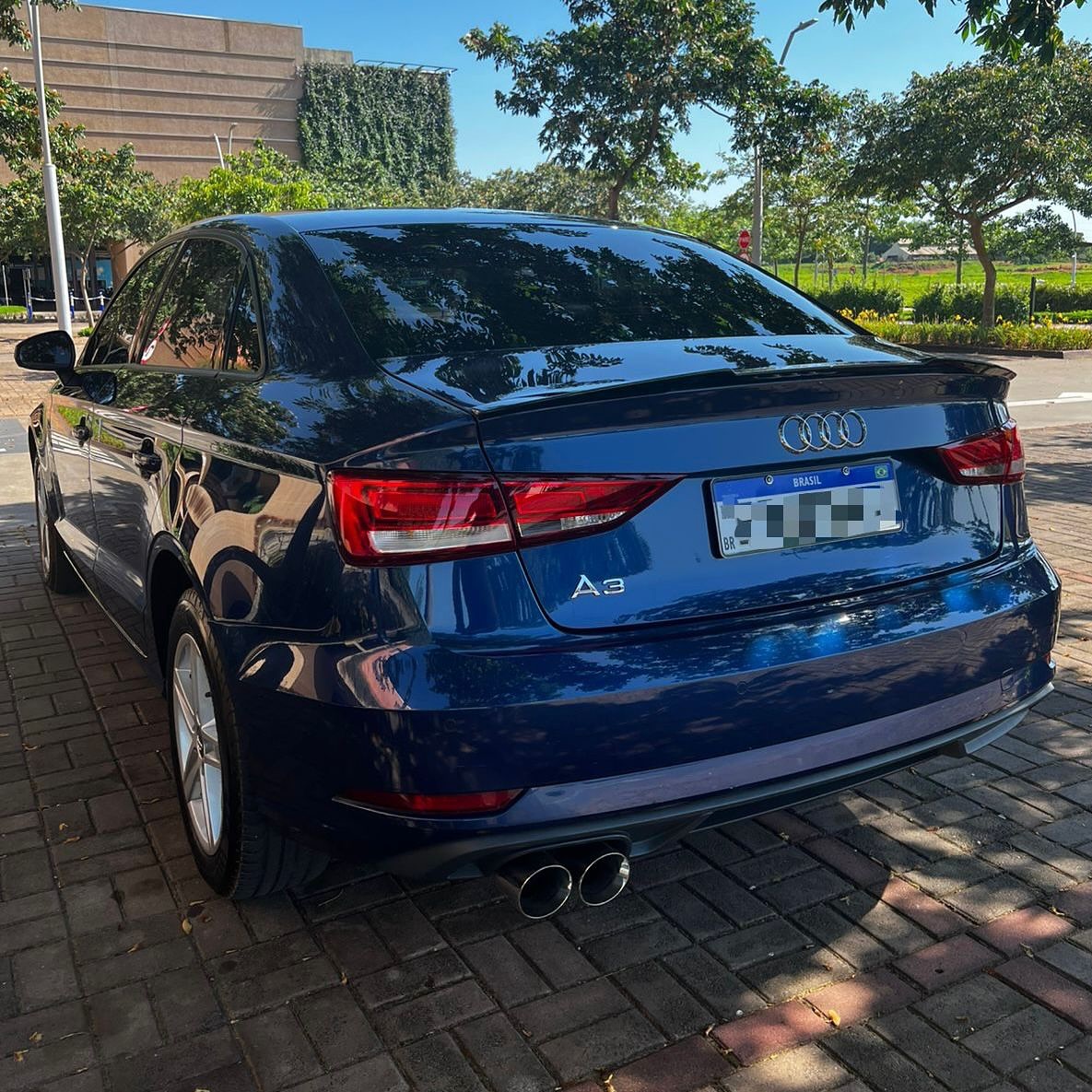 Imagem do Carro 3