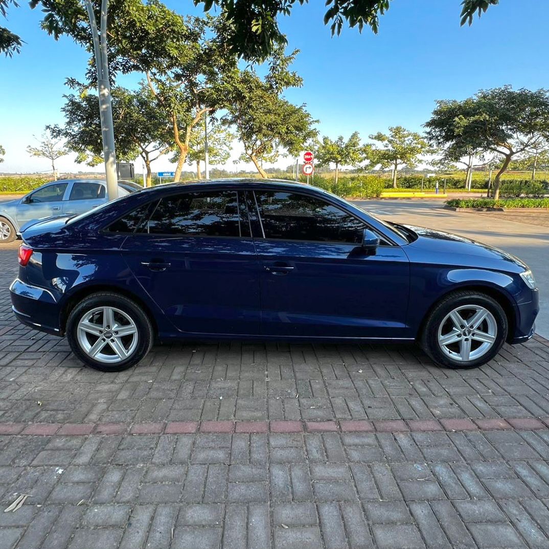 Imagem do Carro 6