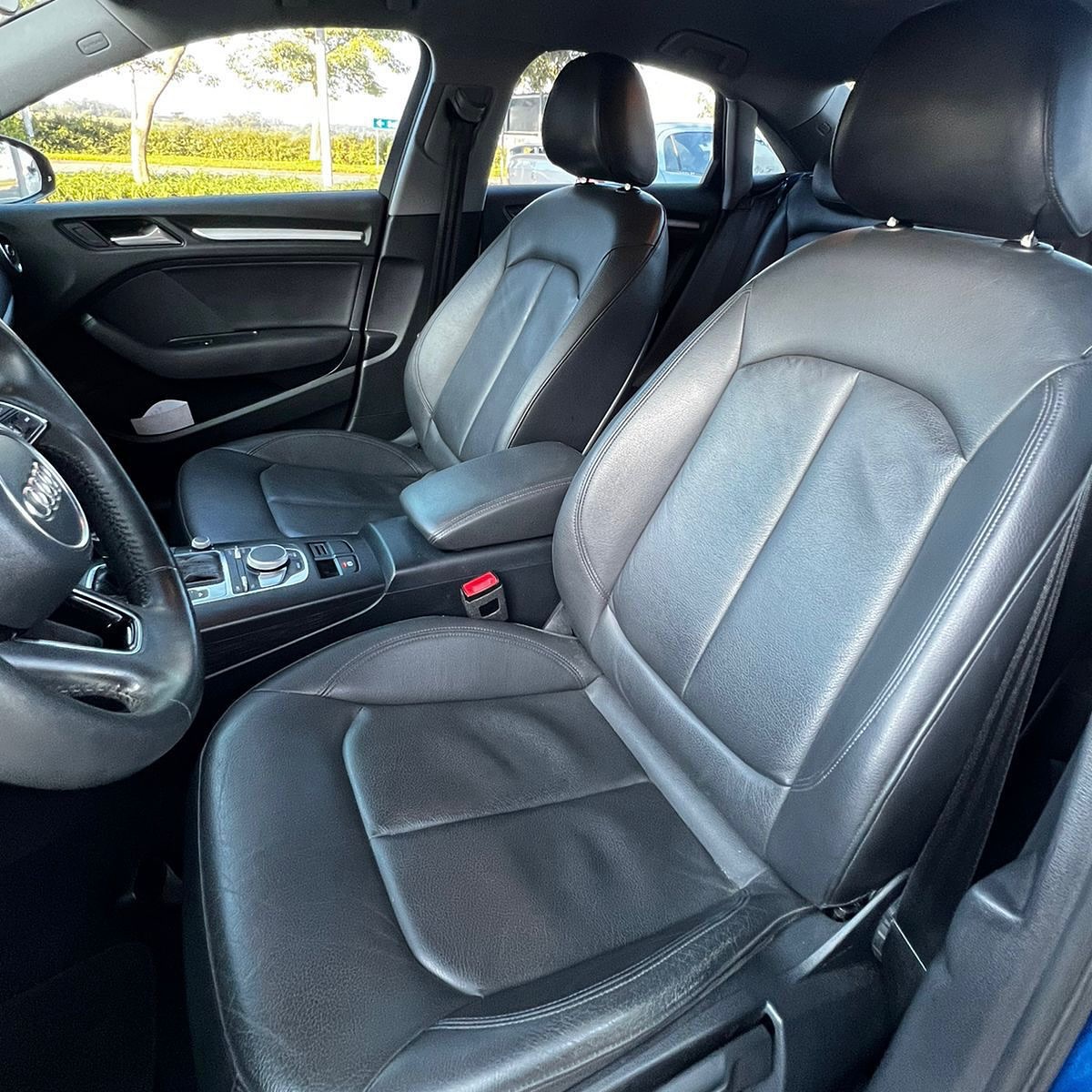 Imagem do Carro 9