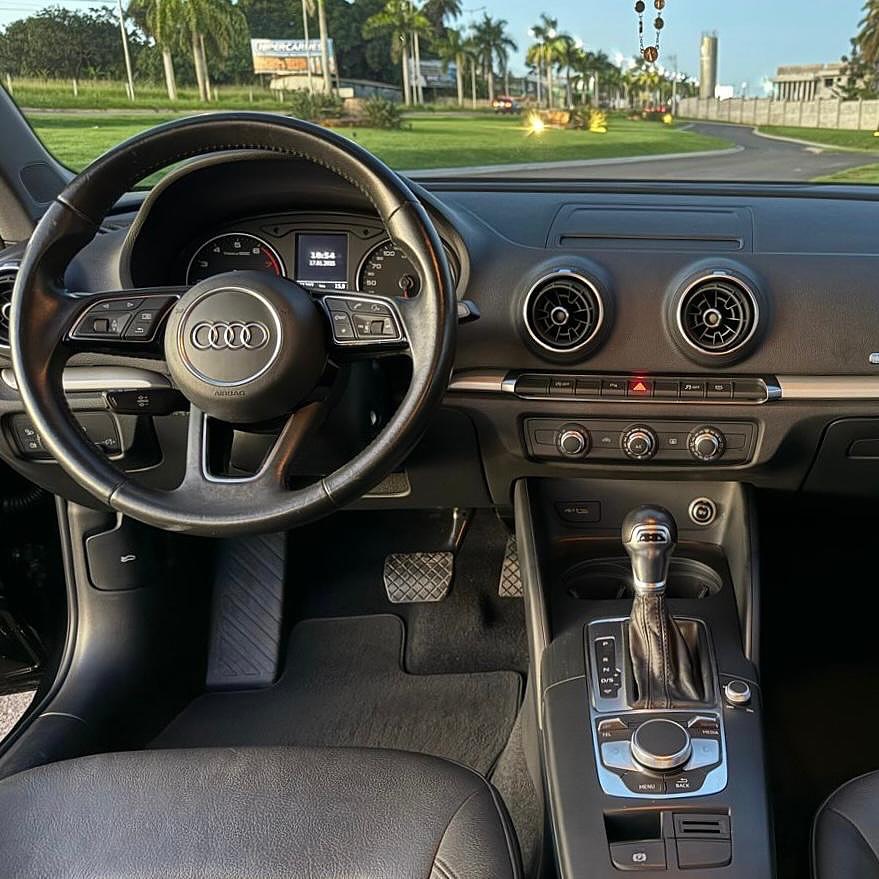 Imagem do Carro 10