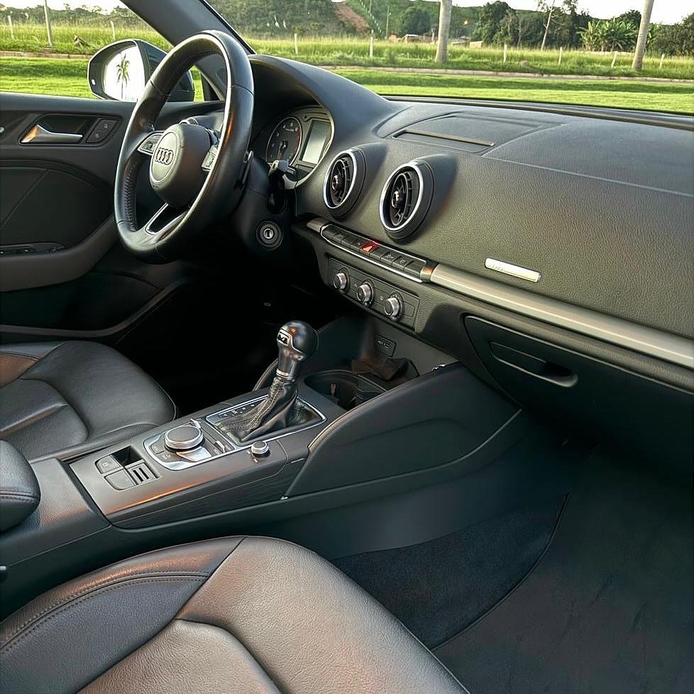 Imagem do Carro 9