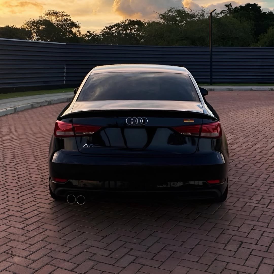 Audi A3 Prestige 1.4 TFSI 2021 56.000km à venda em Баия - Foto 4