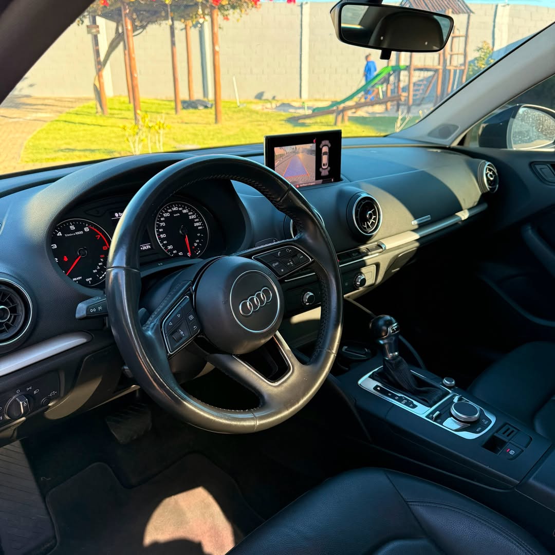 Audi A3 Prestige 1.4 TFSI 2021 56.000km à venda em Баия - Foto 7