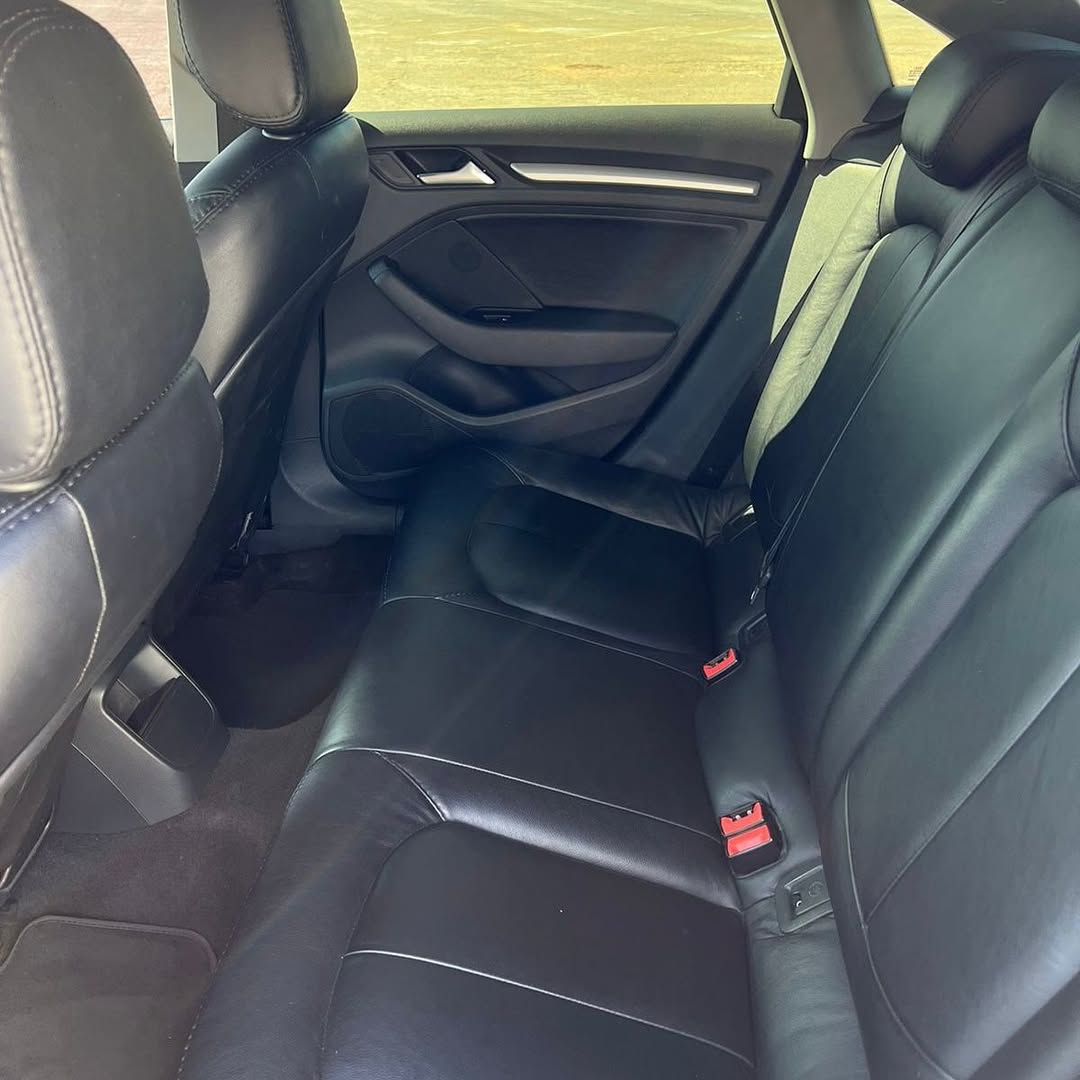 Imagem do Carro 10