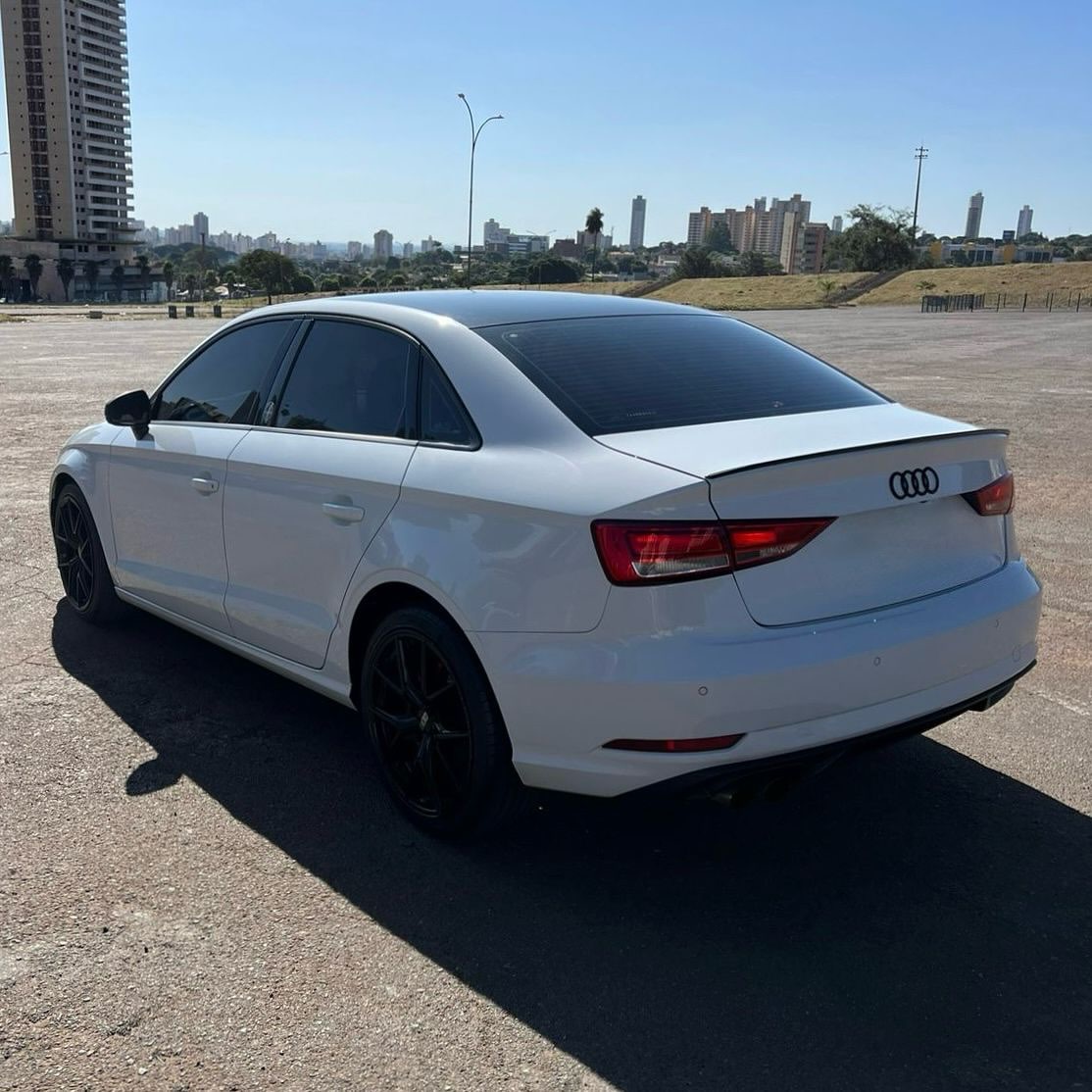 Imagem do Carro 3