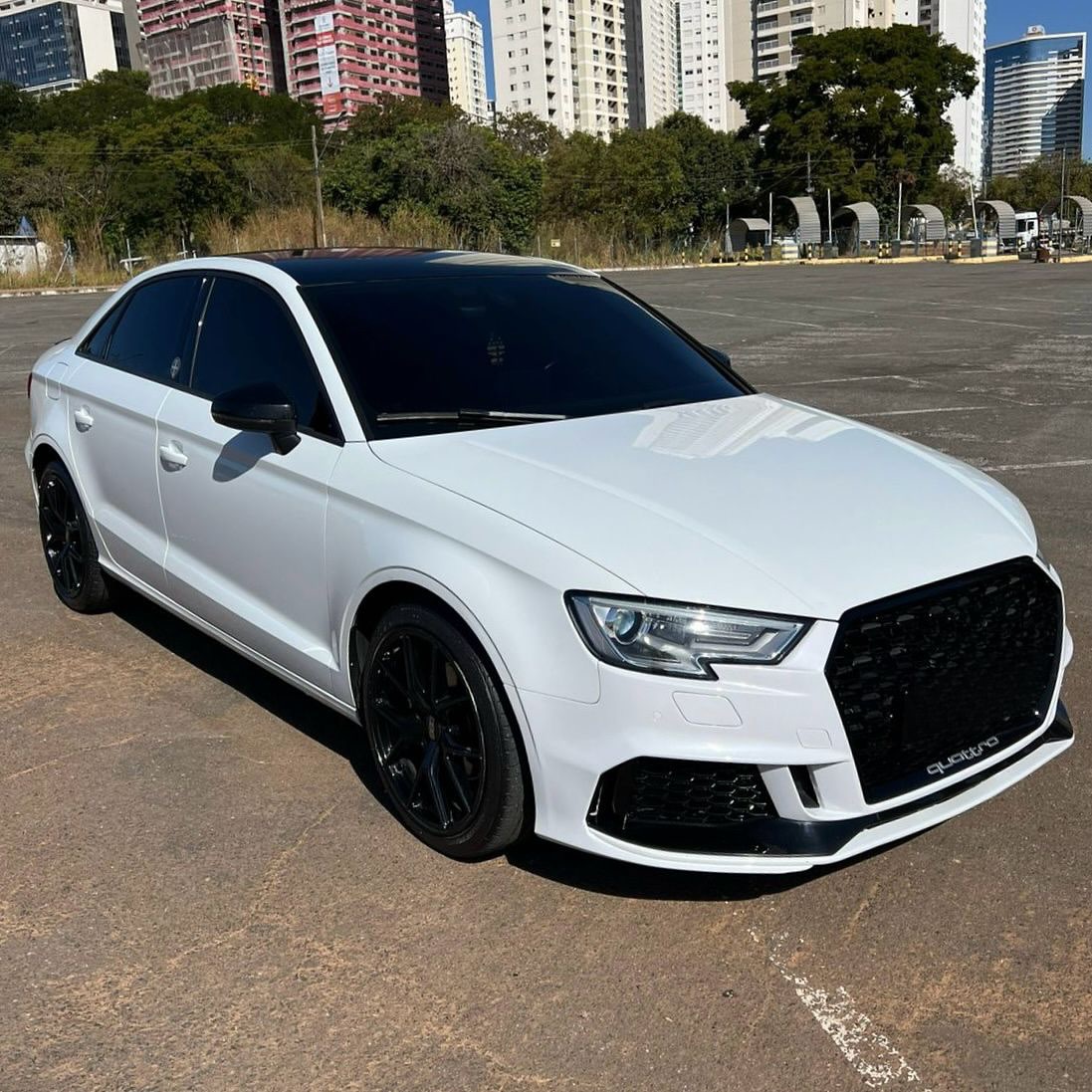 Imagem do Carro 6