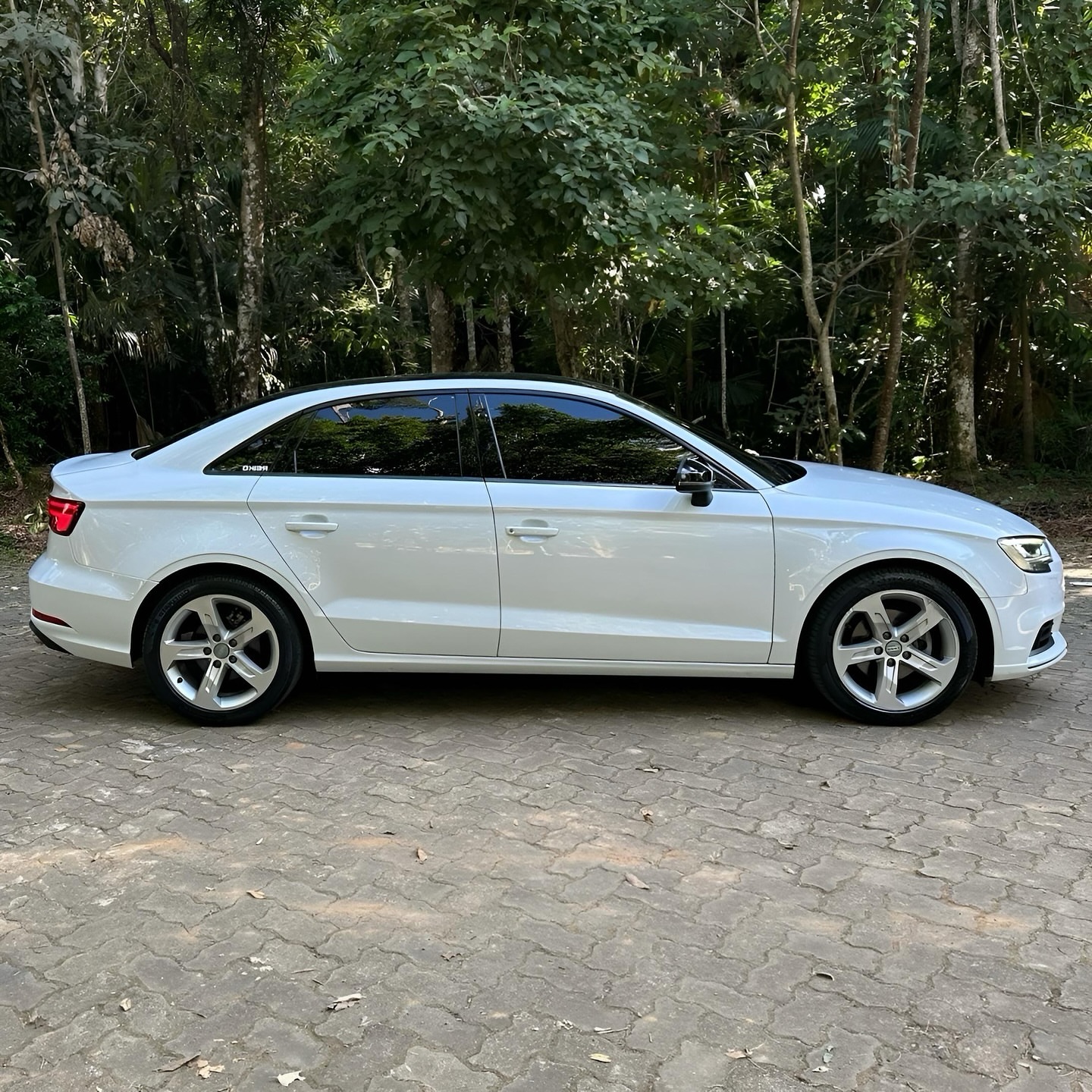 Imagem do Carro 3