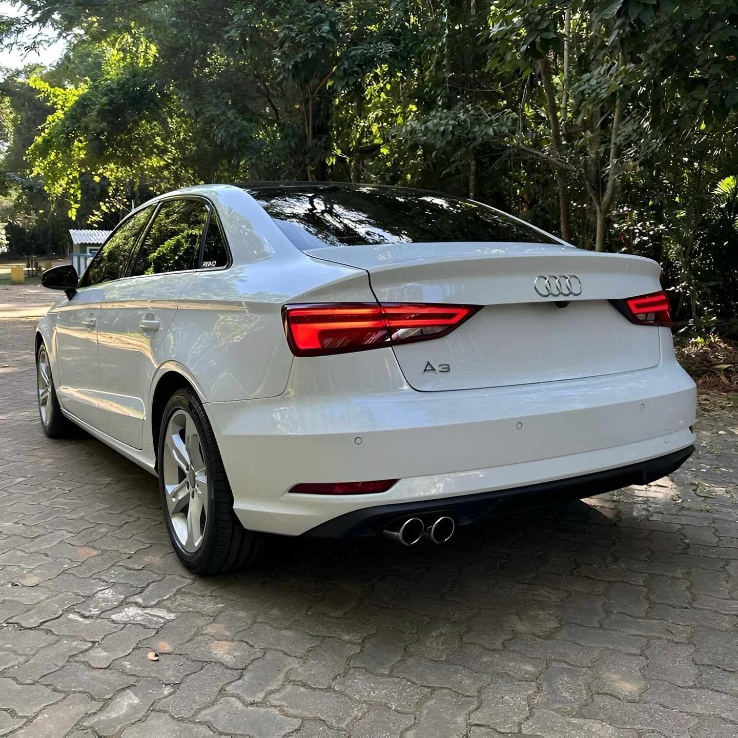 Imagem do Carro 5