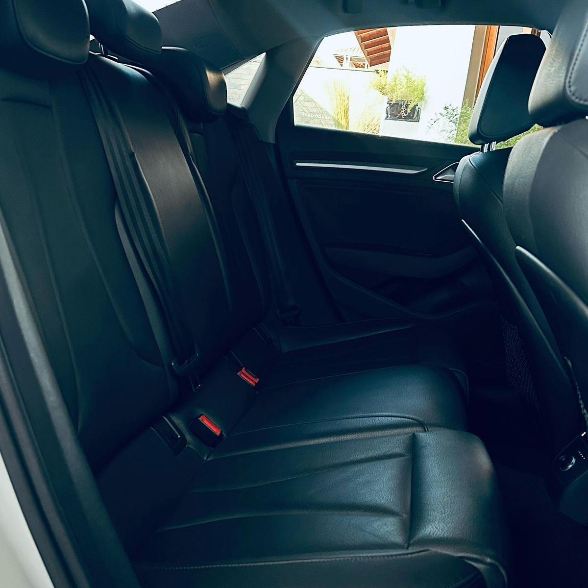 Imagem do Carro 9