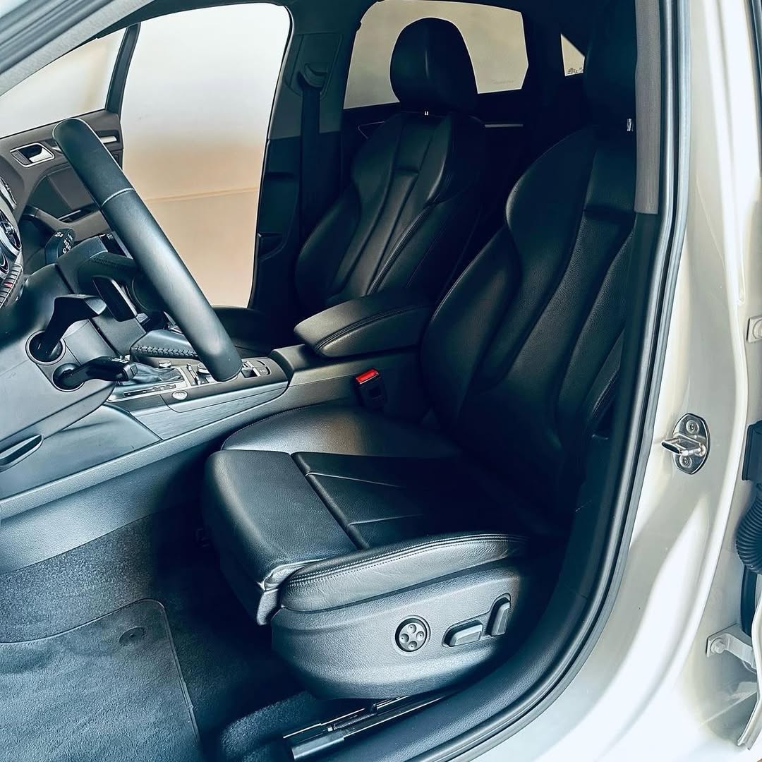 Imagem do Carro 9