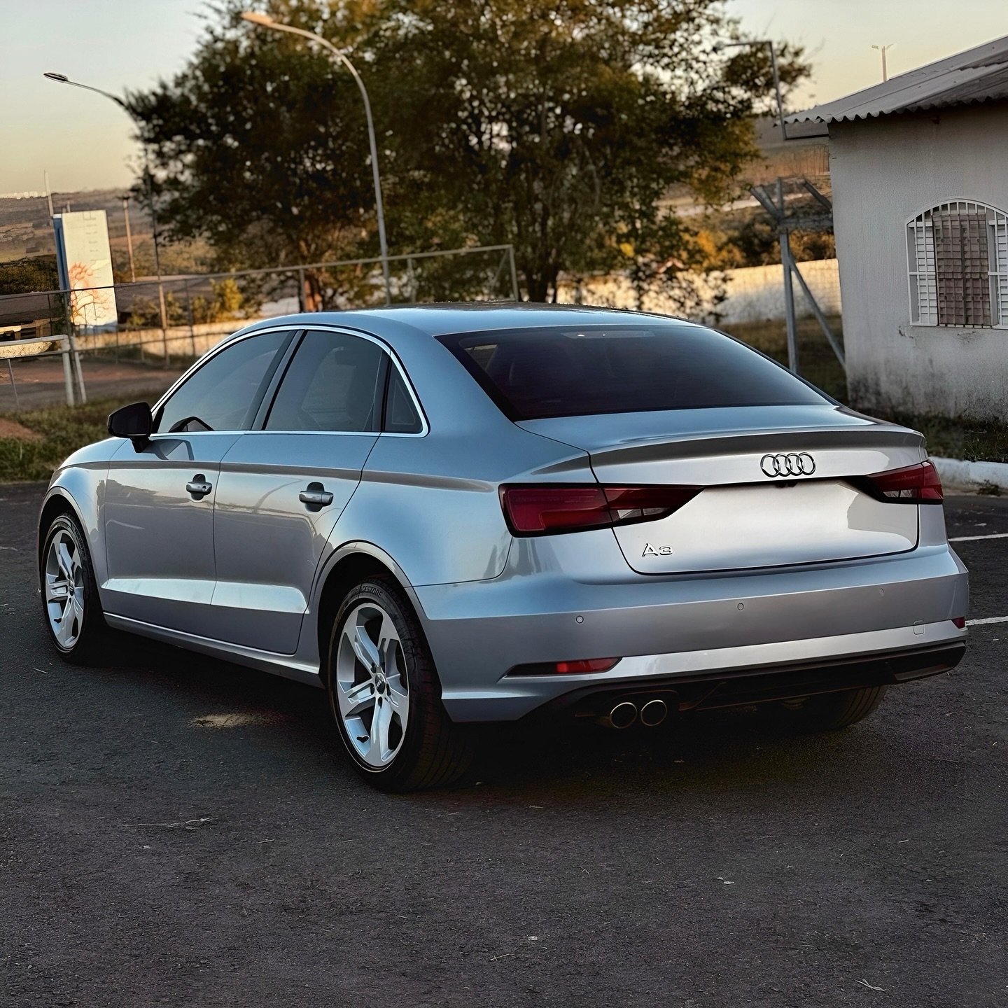 Imagem do Carro 3