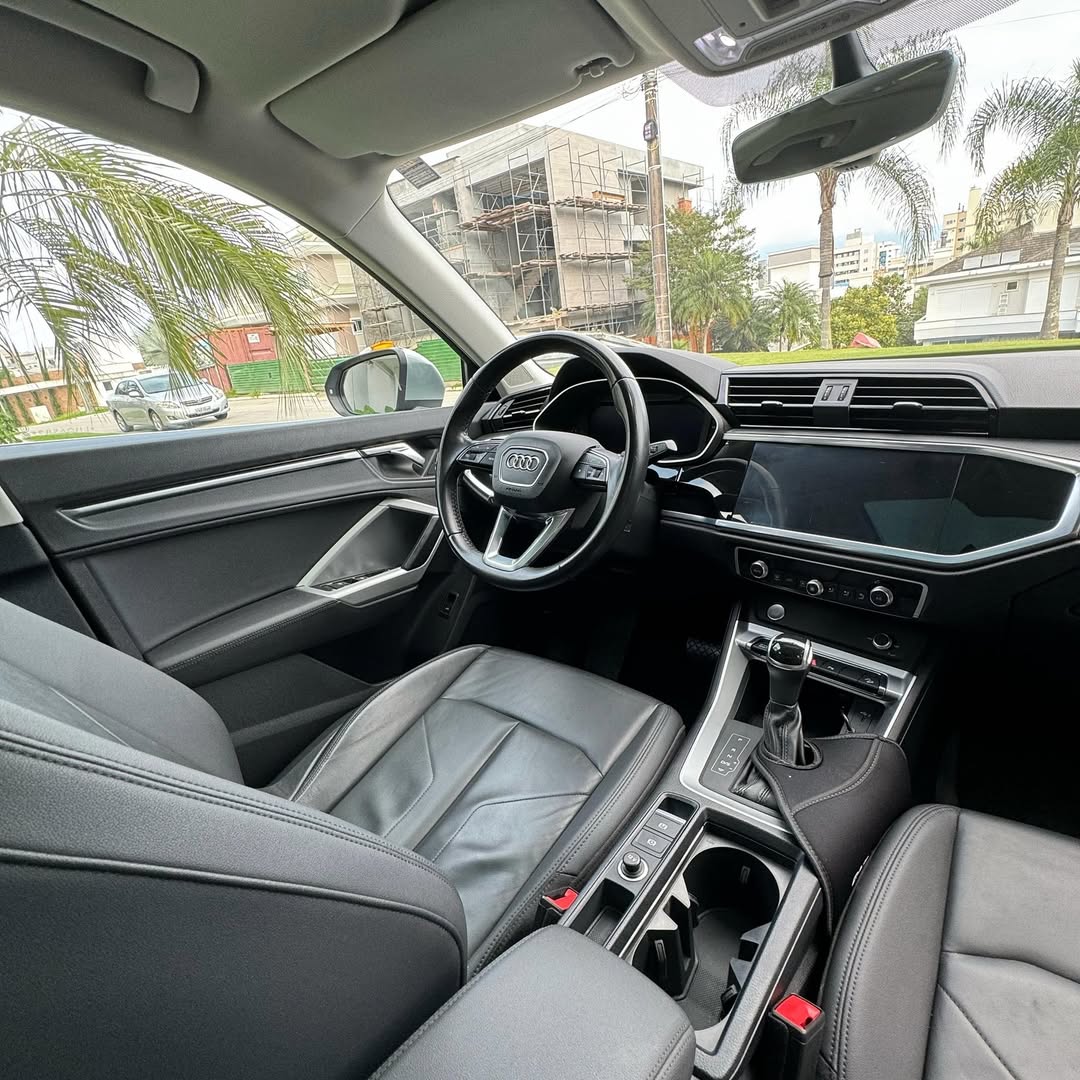 Imagem do Carro 8