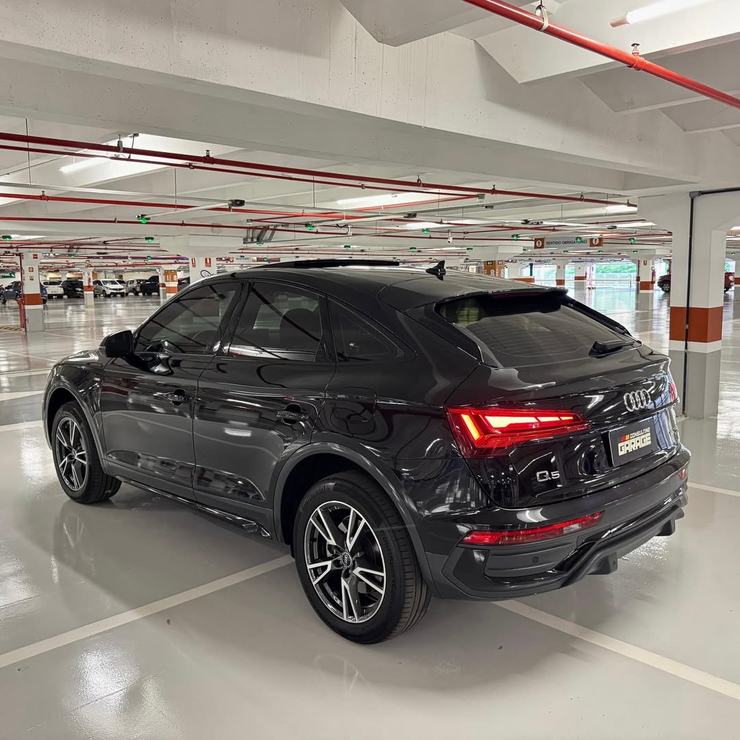 Audi Q5 Sportback Performance Black Quattro 2024 à venda em Brasília, District Federal, Brazil - Foto 3