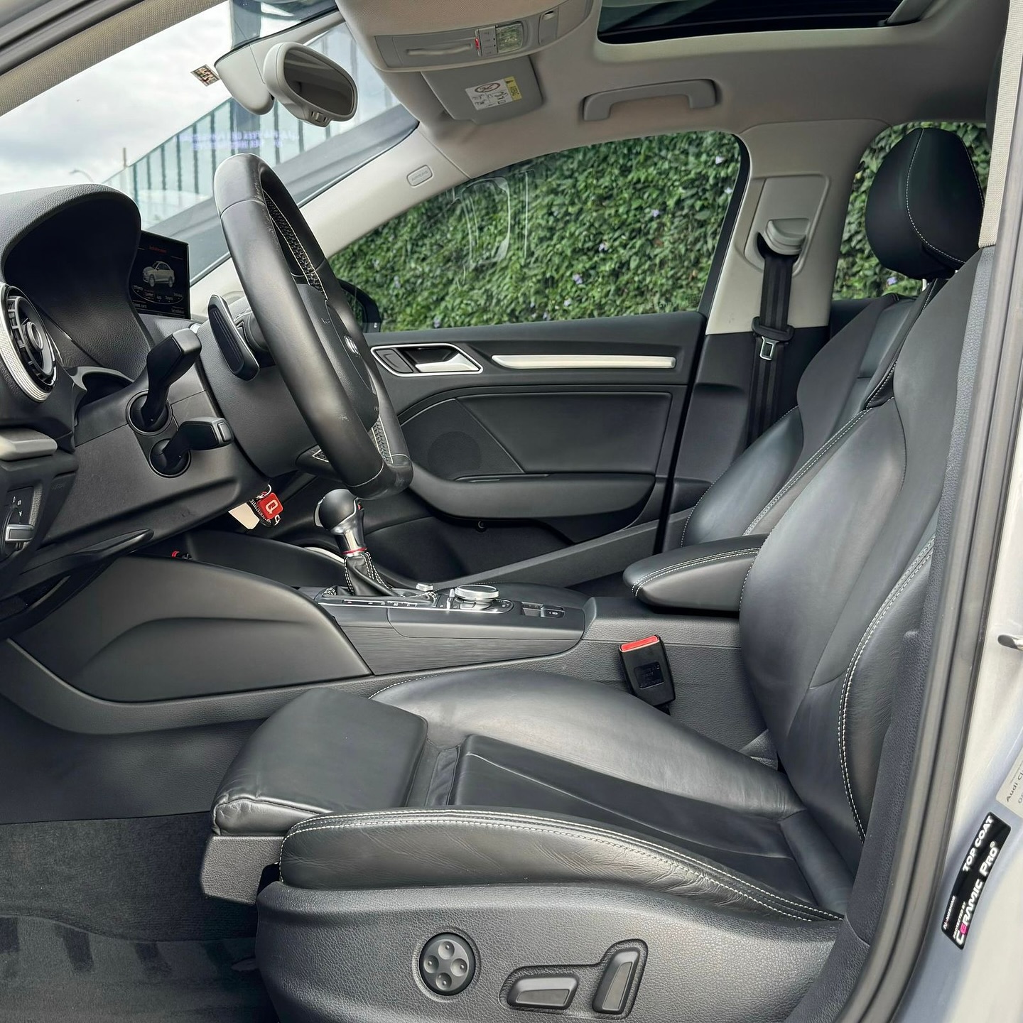 Imagem do Carro 8