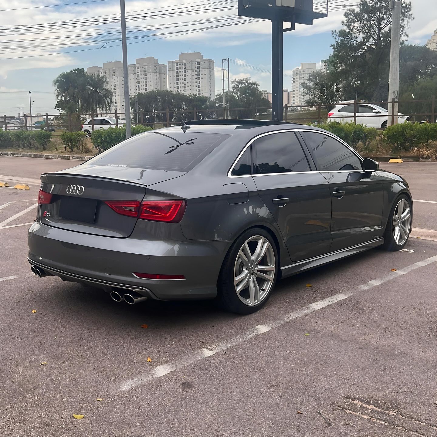 Imagem do Carro 5