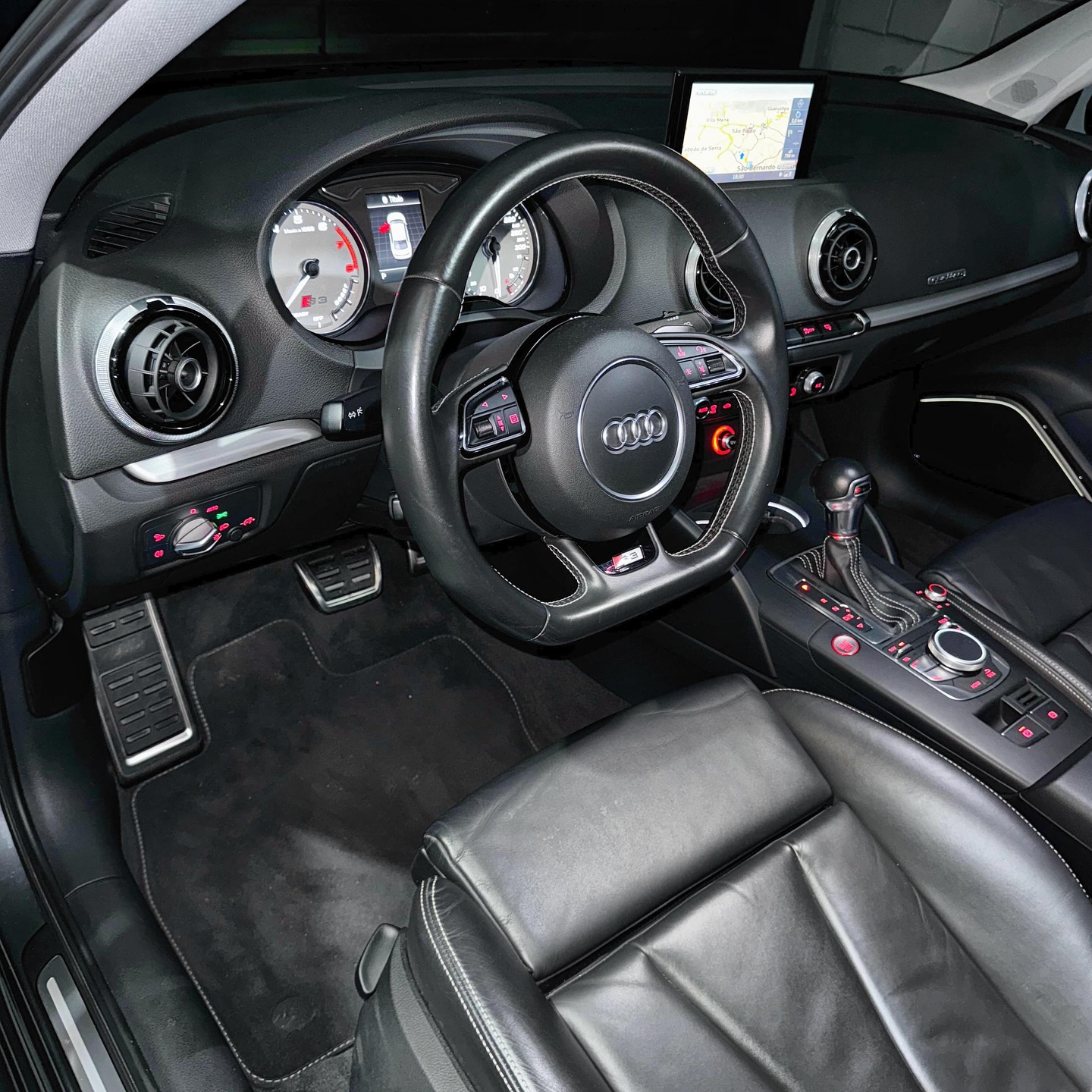 Imagem do Carro 8