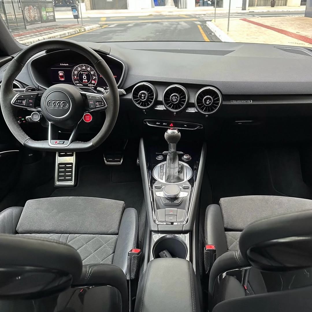 Imagem do Carro 8