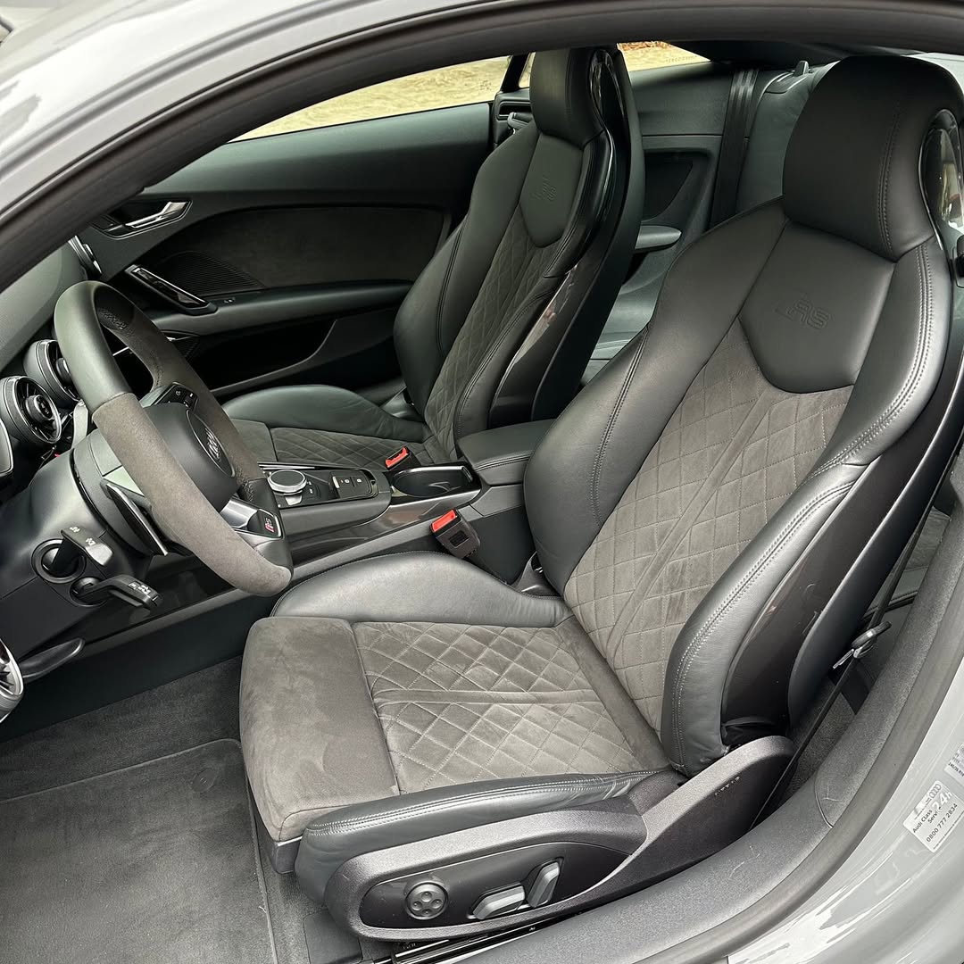 Imagem do Carro 9