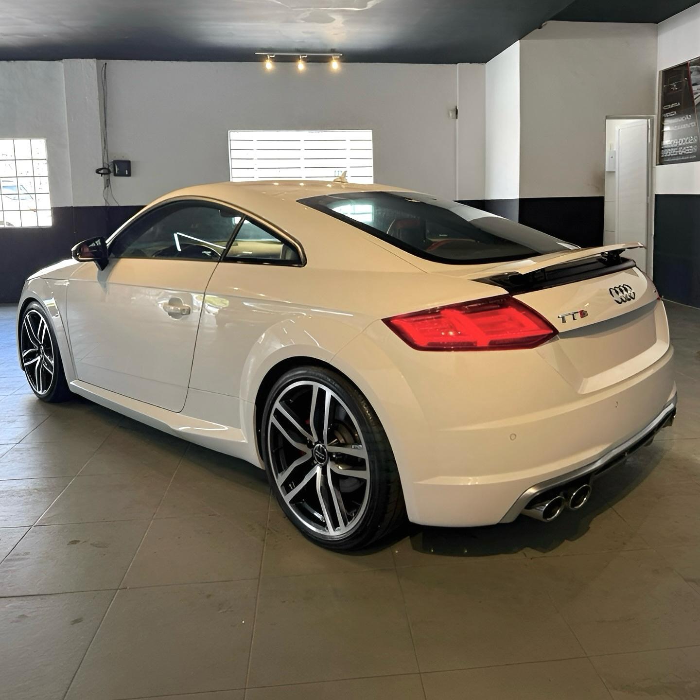 Imagem do Carro 6