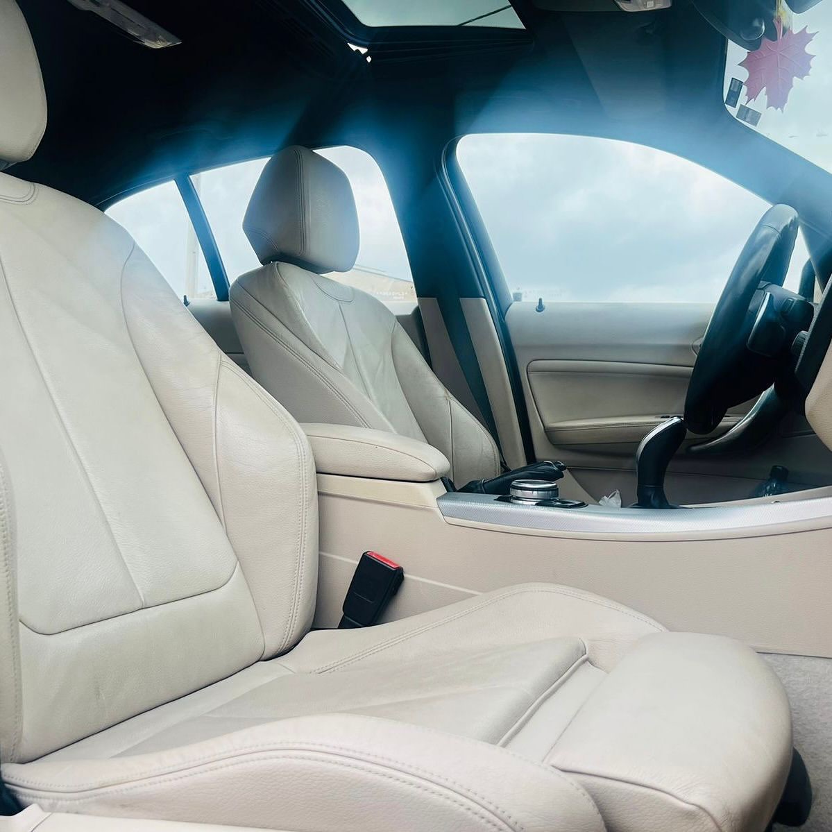 Imagem do Carro 9