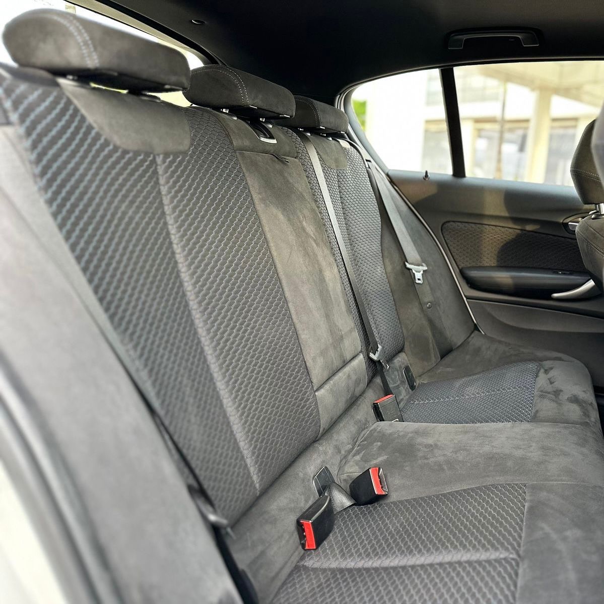 Imagem do Carro 10
