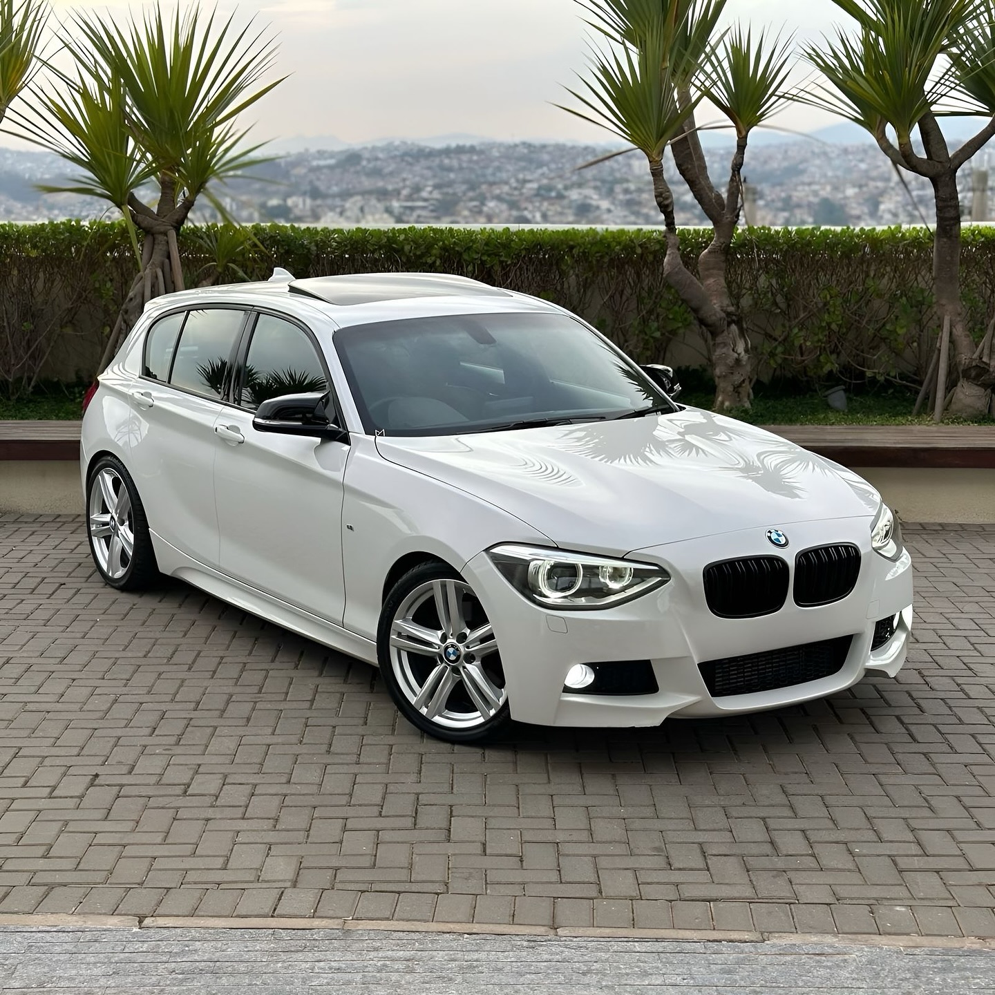 Imagem do Carro 5