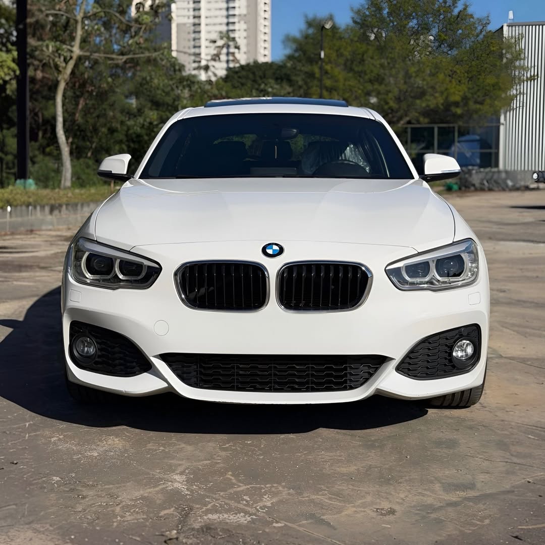 Bmw 125i M Sport (218cv) 2016 61.800km à venda em São Paulo, Brazil - Foto 4
