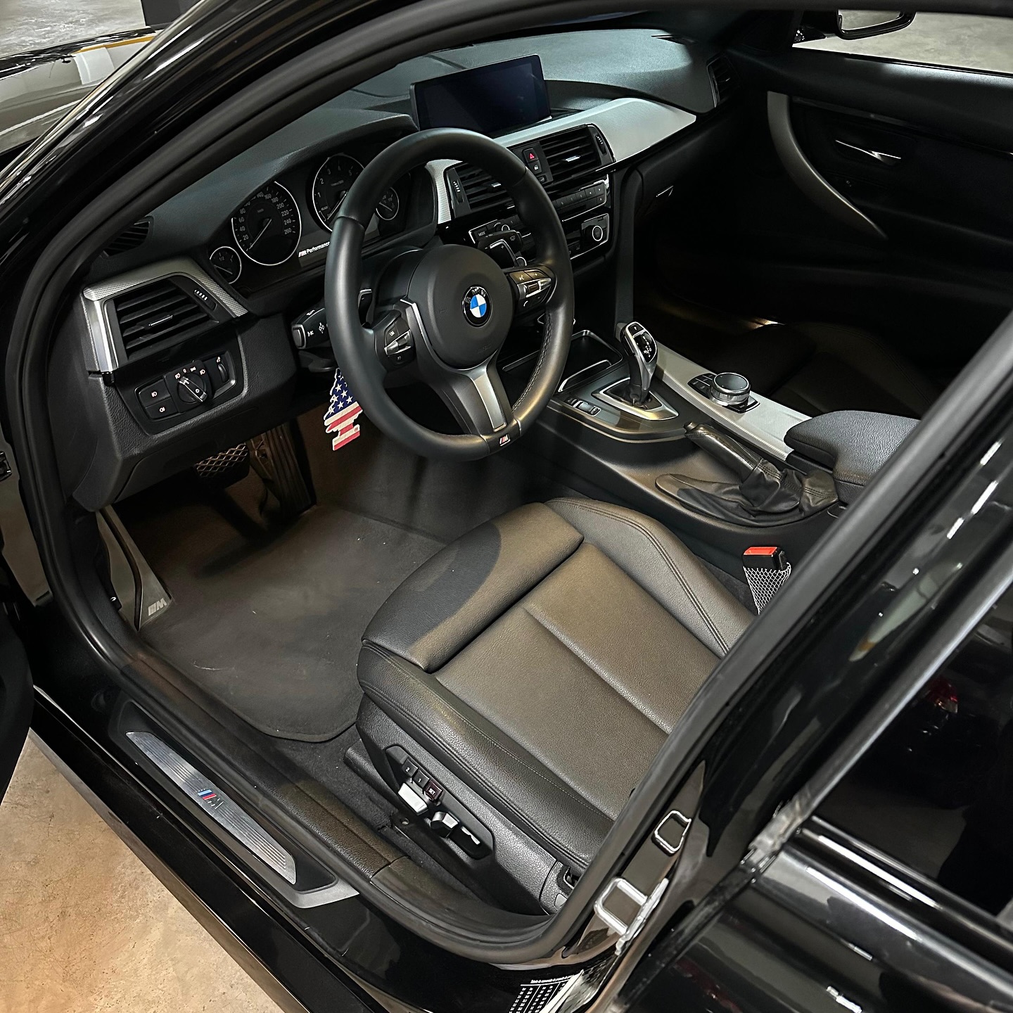 Imagem do Carro 6