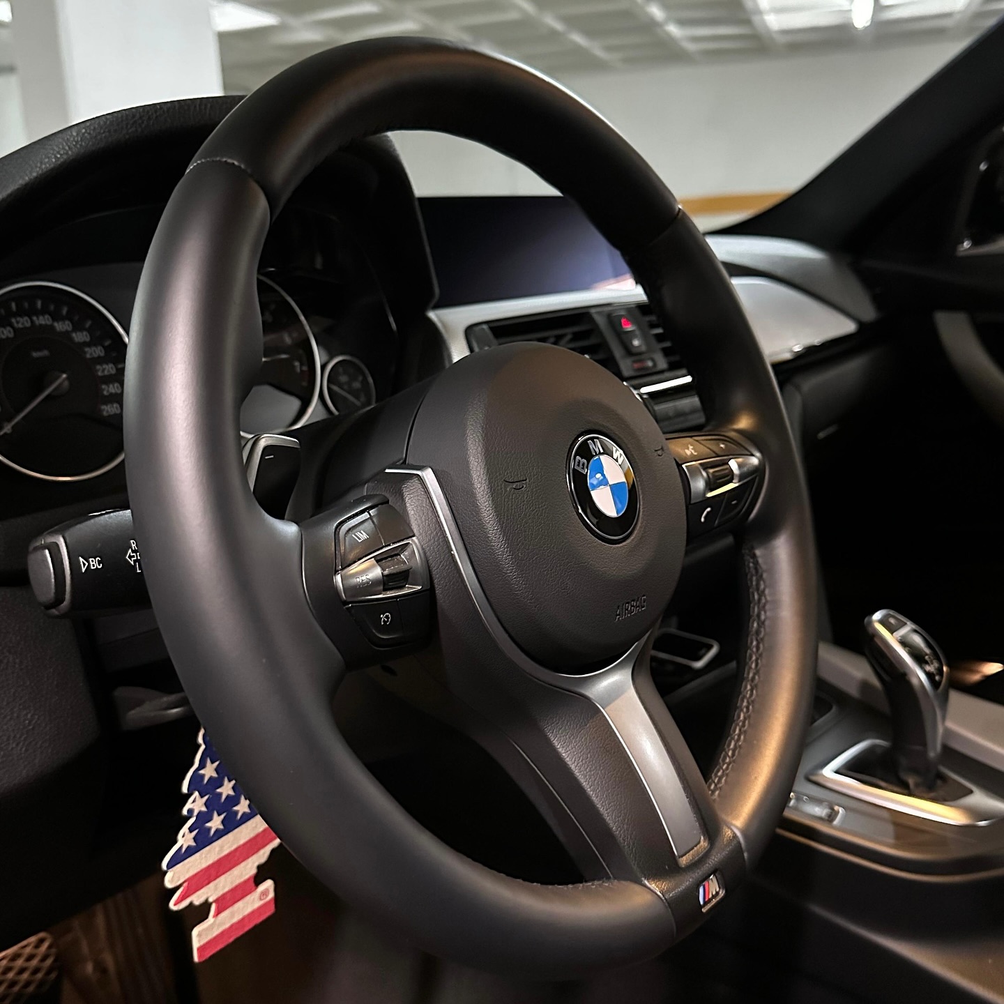 Imagem do Carro 8