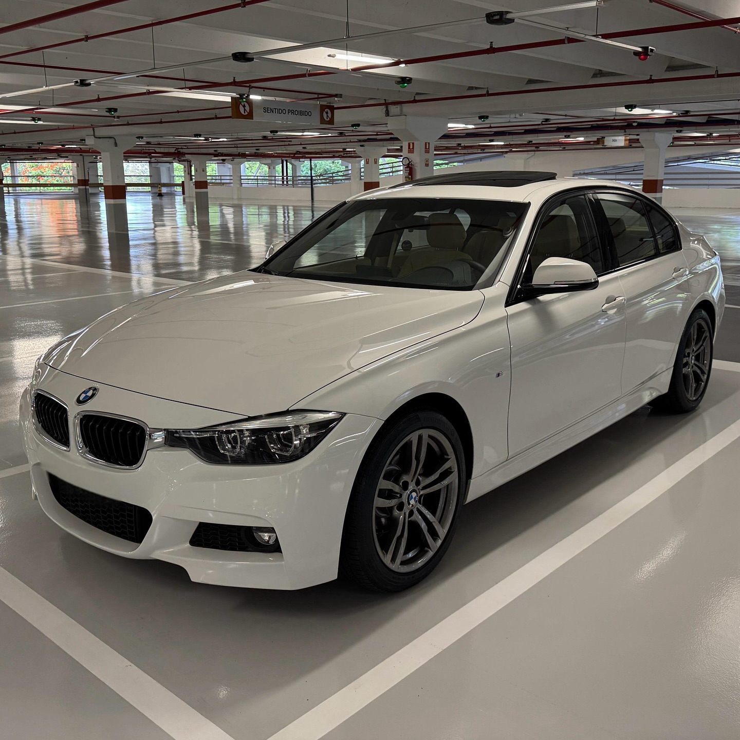 Imagem do Carro 3