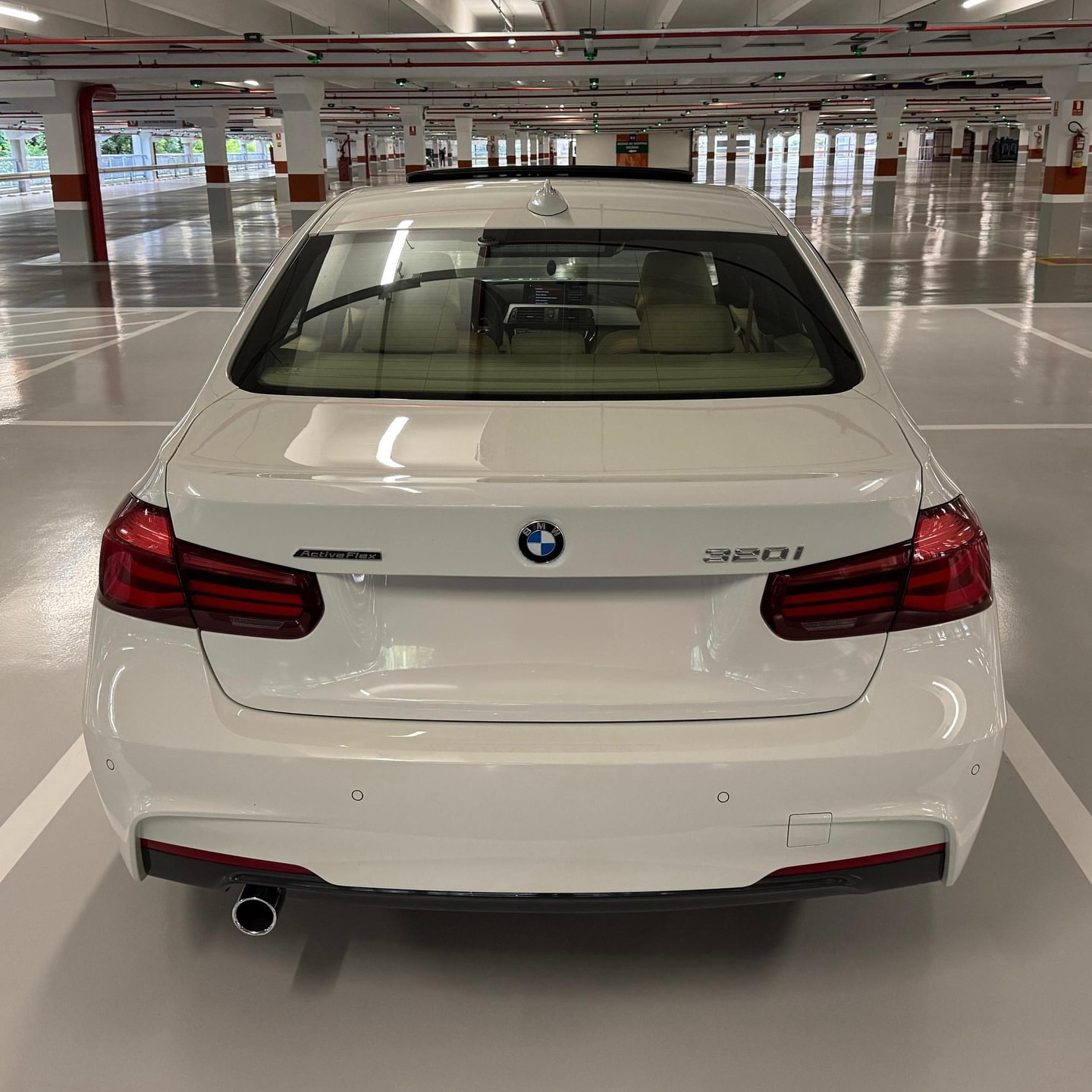 Imagem do Carro 6