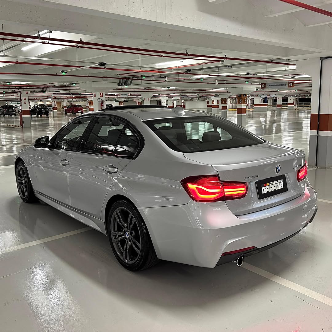 BMW 320i M Sport  18/18 à venda em Brasília, District Federal, Brazil - Foto 3